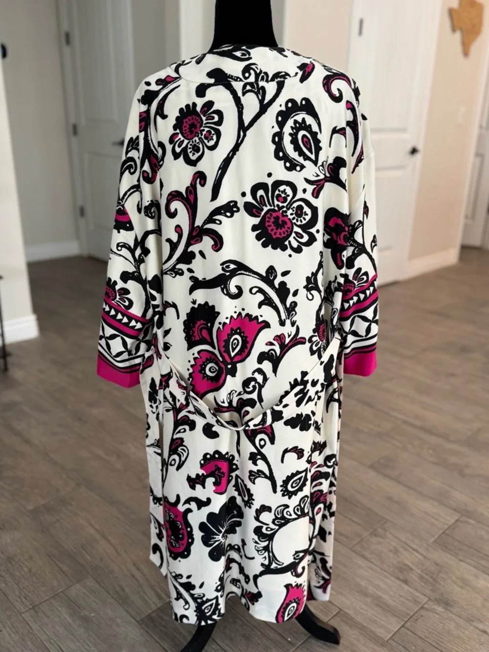 NWT Eliane Rose Kimono Style Dress Size XL - Picture 3 of 6
